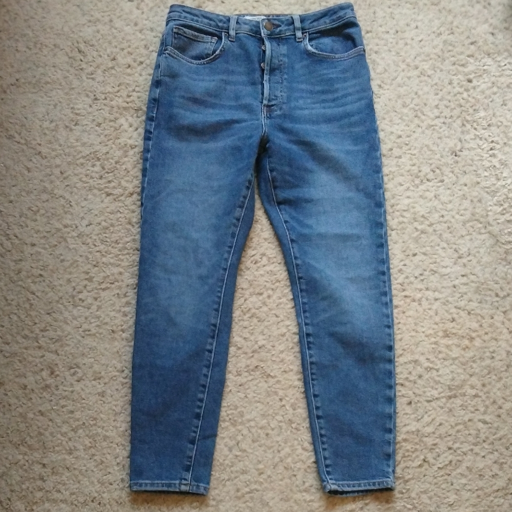 FOREVER 21- High Rise Button Fly Skinny Jeans Size 29